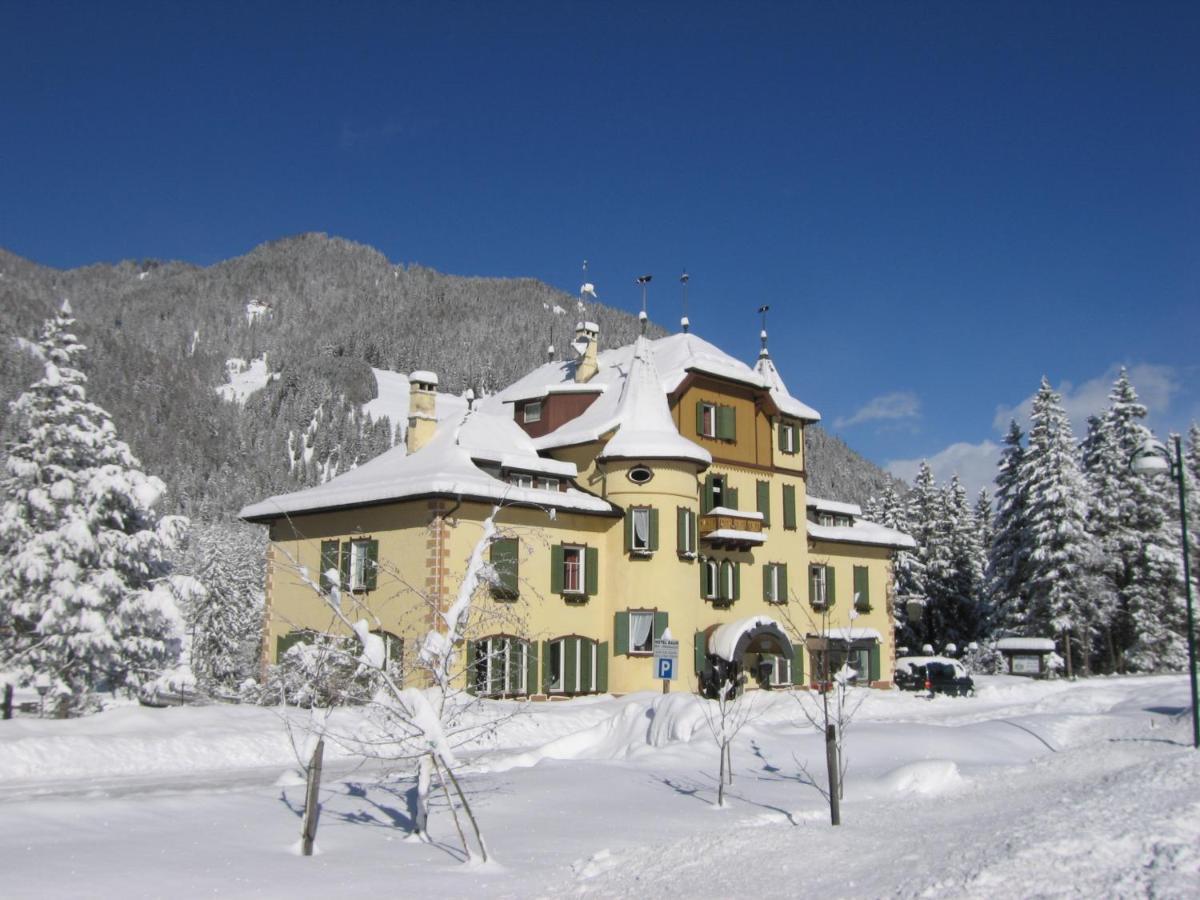 Hotel Baur Am See Toblach Exteriér fotografie